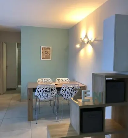 Superbe Appartement*** Parking Gratuit Sur Place Apartment